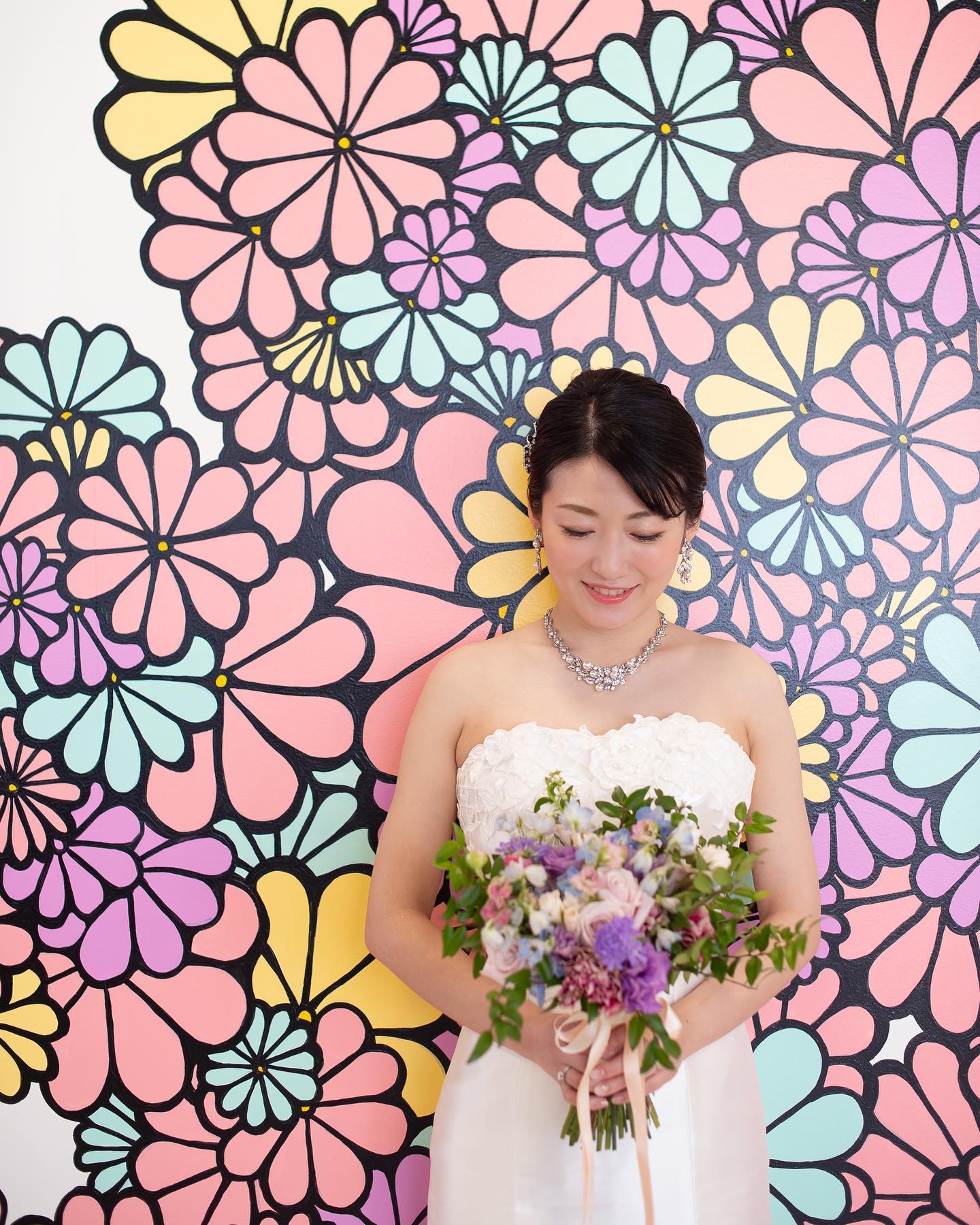 ・🕊ブライダルHIRO先輩花嫁さま🕊・花嫁様の美しさを引き立てる美しいシルエットのマーメイドドレスがとってもお似合いでした・フォトジェニックなお写真ありがとうございました・#wedding #weddingdress #bridalhiro #ウェディングドレス #プレ花嫁 #ドレス試着　#2021冬婚 #ヘアメイク #結婚式  #ドレス選び #前撮り #後撮り #フォトウェディング　#ウェディングヘア  #フォト婚 #前撮り写真　#ブライダルフォト #カップルフォト #ウェディングドレス探し #ウェディングドレス試着　#レンタルドレス #ドレスショップ #家族婚 #ブライダルヒロ #ゼクシィ #プリンセスライン #ドレス迷子 #キヨコハタ #キヨコハタドレス #先輩花嫁